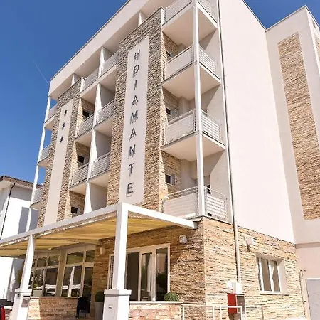 Ξενοδοχείο Diamante 3*